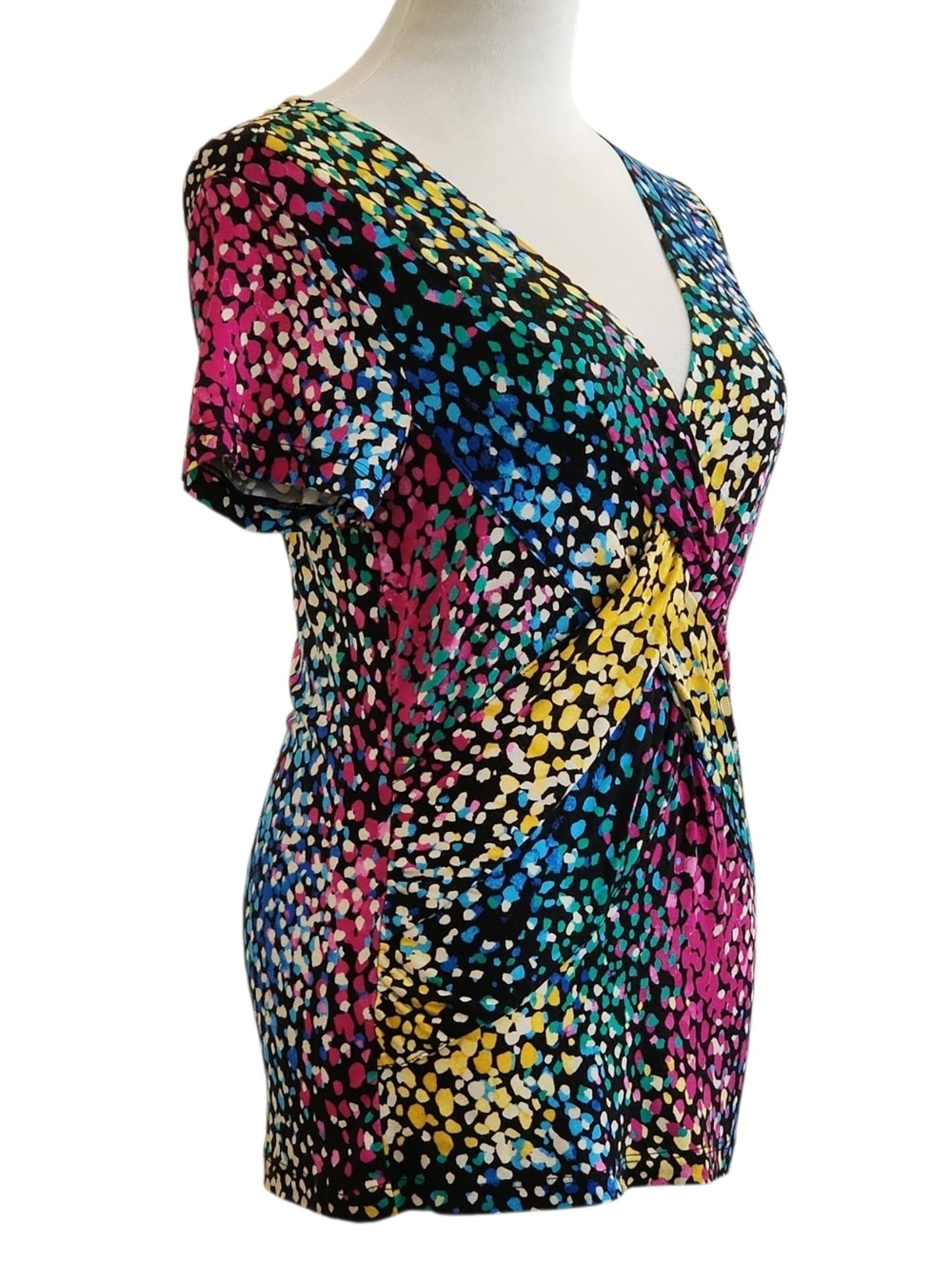 Cable & Gauge black multicolor v-neck twist-front short sleeve top sz lrg - Picture 5 of 13